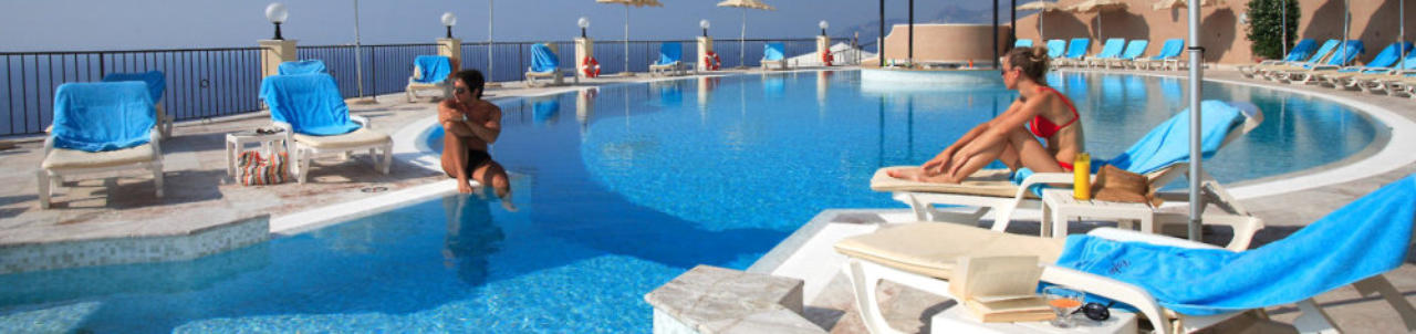 Selinunte hotel e resort con piscina